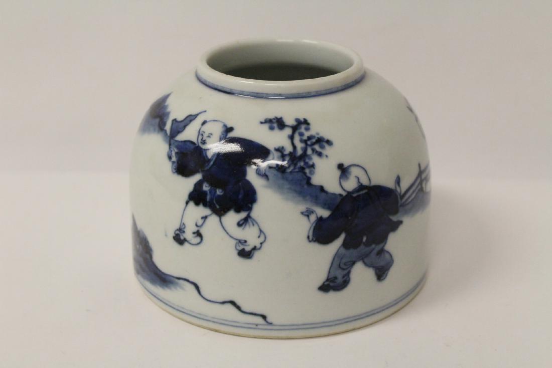 Chinese blue and white porcelain small water jar (1 of 10)