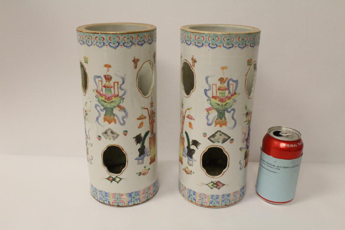 Pr Chinese antique famille rose porcelain hat vases (1 of 11)