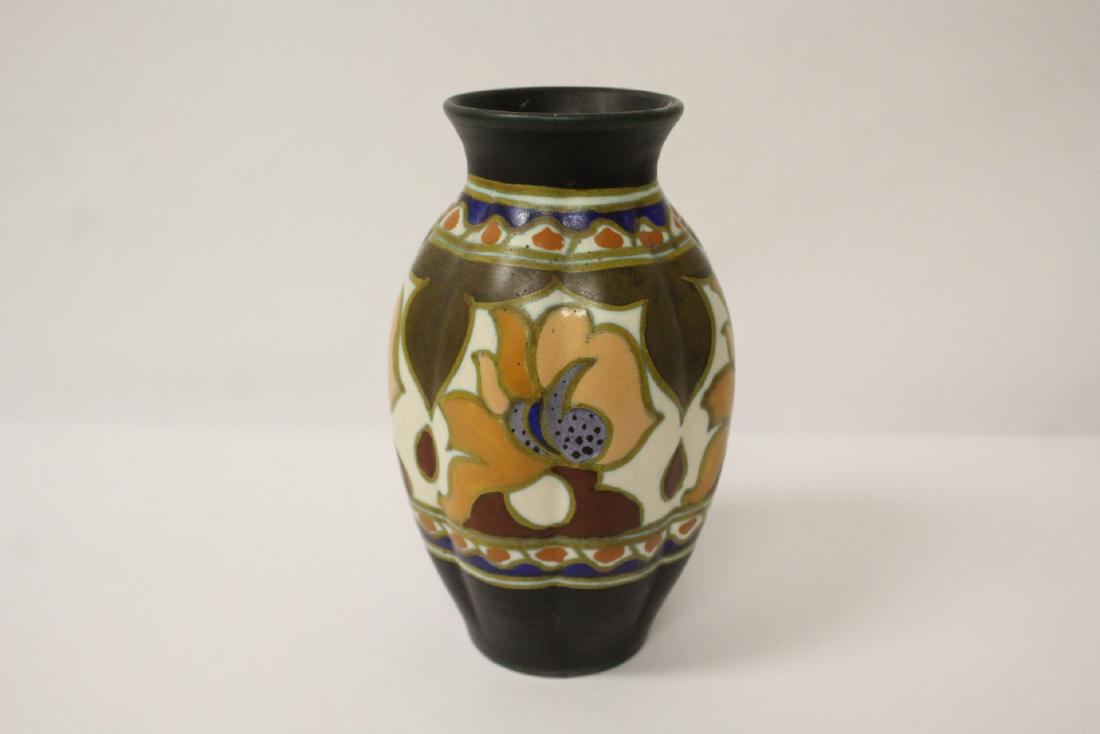 A fine Gouda art pottery vase (1 of 10)