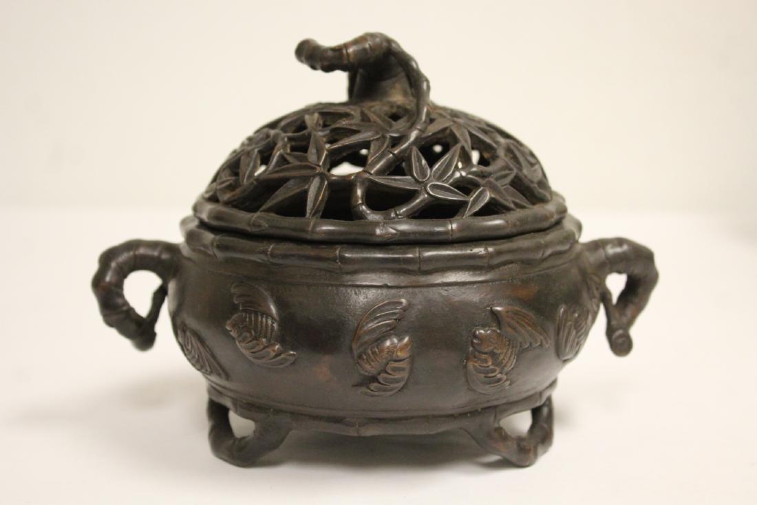 Chinese bronze covered censer: Chinese bronze covered censer, 5.5"Hx7.5"x5.55"