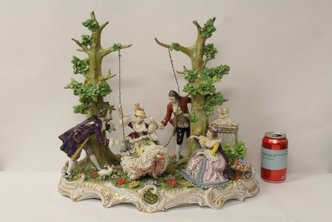 A beautiful large Dresden porcelain sculpture (1 of 12)