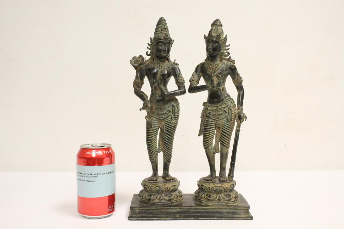 A fine bronze sculpture of deity (1 of 10)