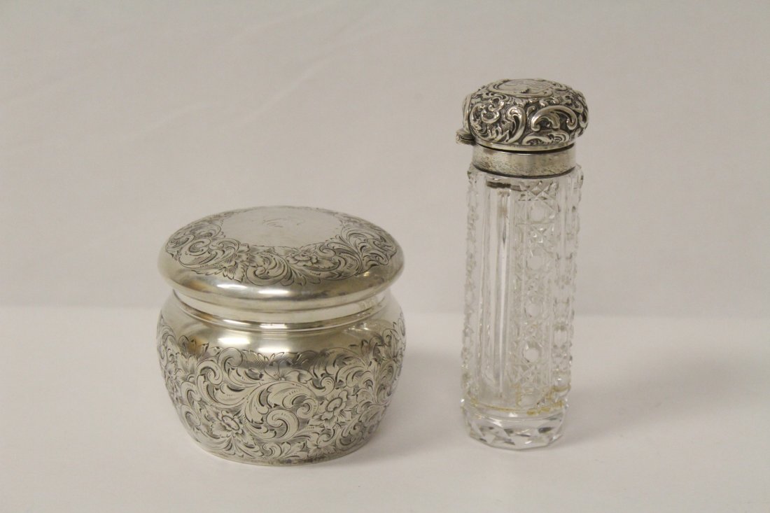 Victorian sterling powder box & a cut glass scent (1 of 11)