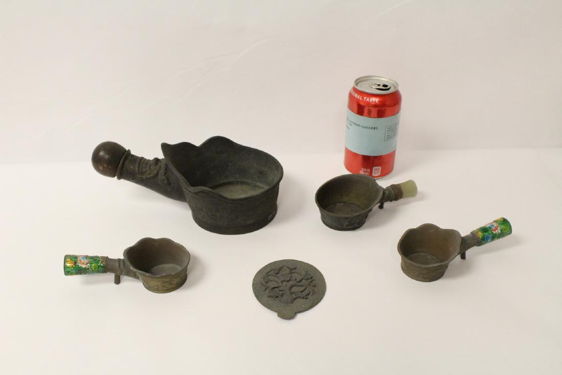 4 antique irons (1 of 10)