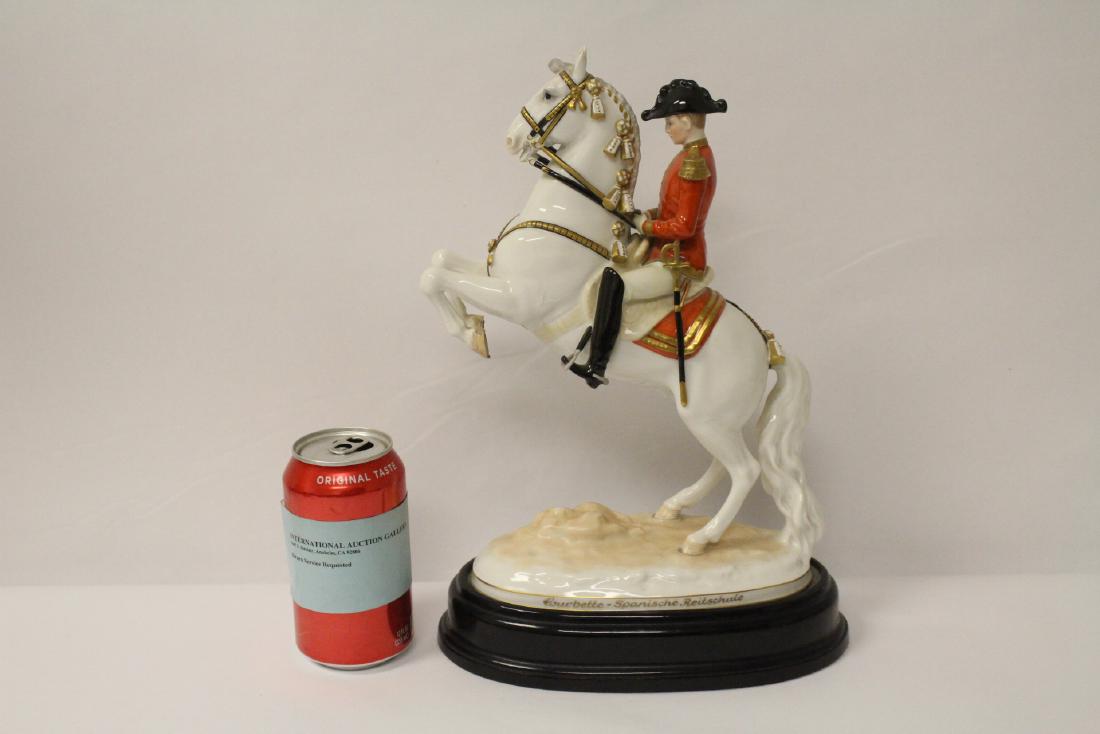 Austrian porcelain sculpture (1 of 10)