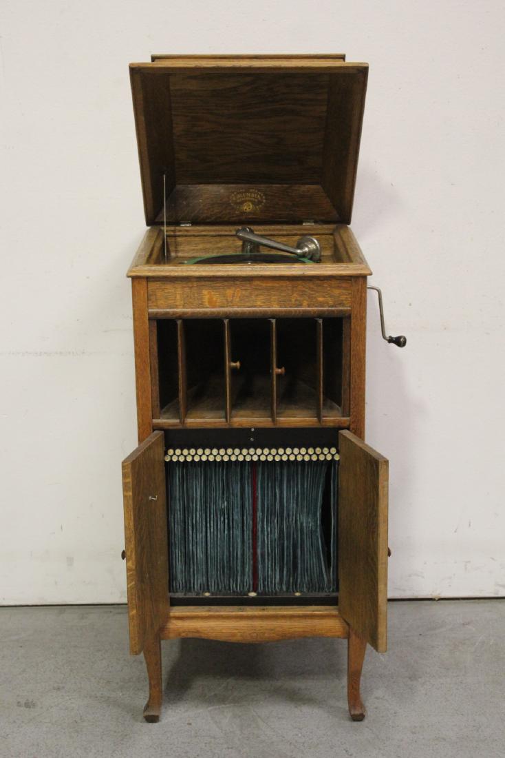 Victorian Columbia Grafonola hand crank Victrola