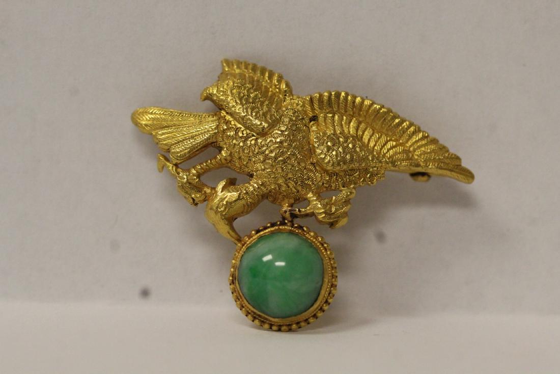 Chinese pure gold brooch set with jadeite (1 of 10)