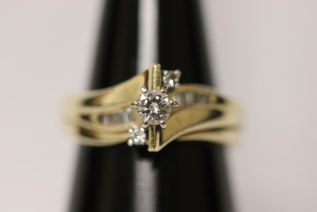 Fine 14K Y/G diamond ring (1 of 9)