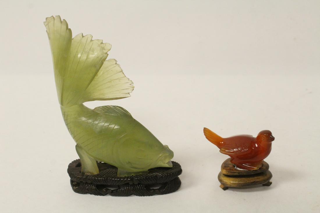 Agate carved bird and a serpentine carved fish (1 of 10)