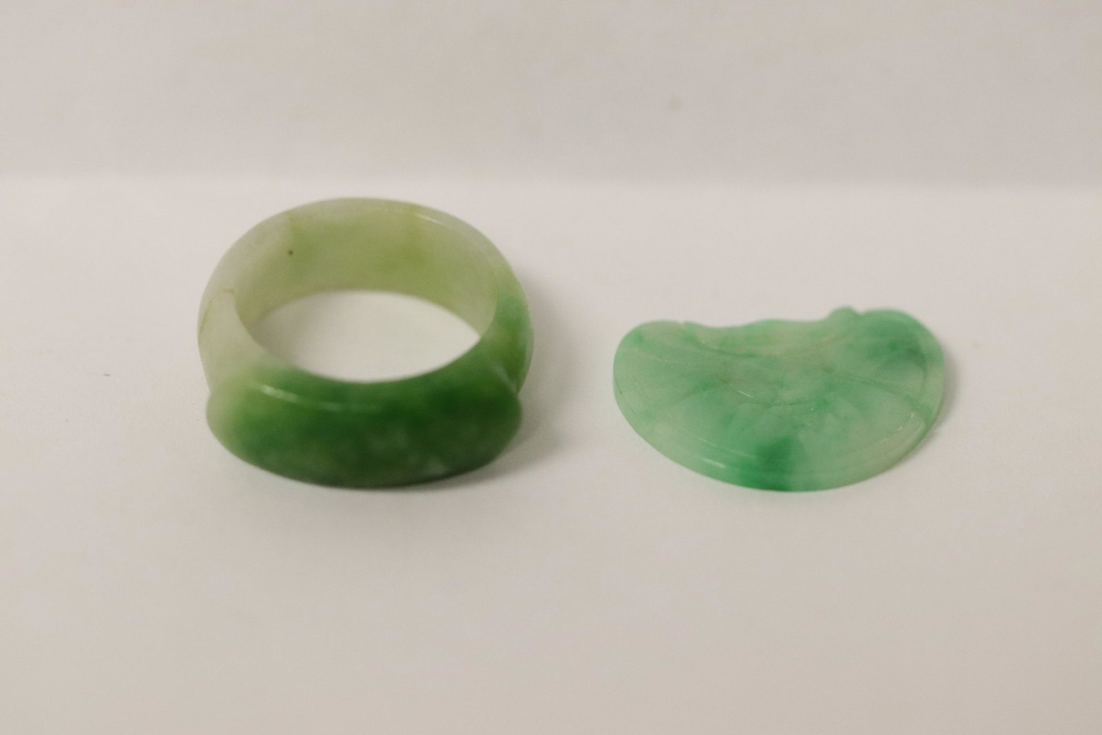 Antique jadeite pendant, & a vintage jadeite bangle (1 of 10)