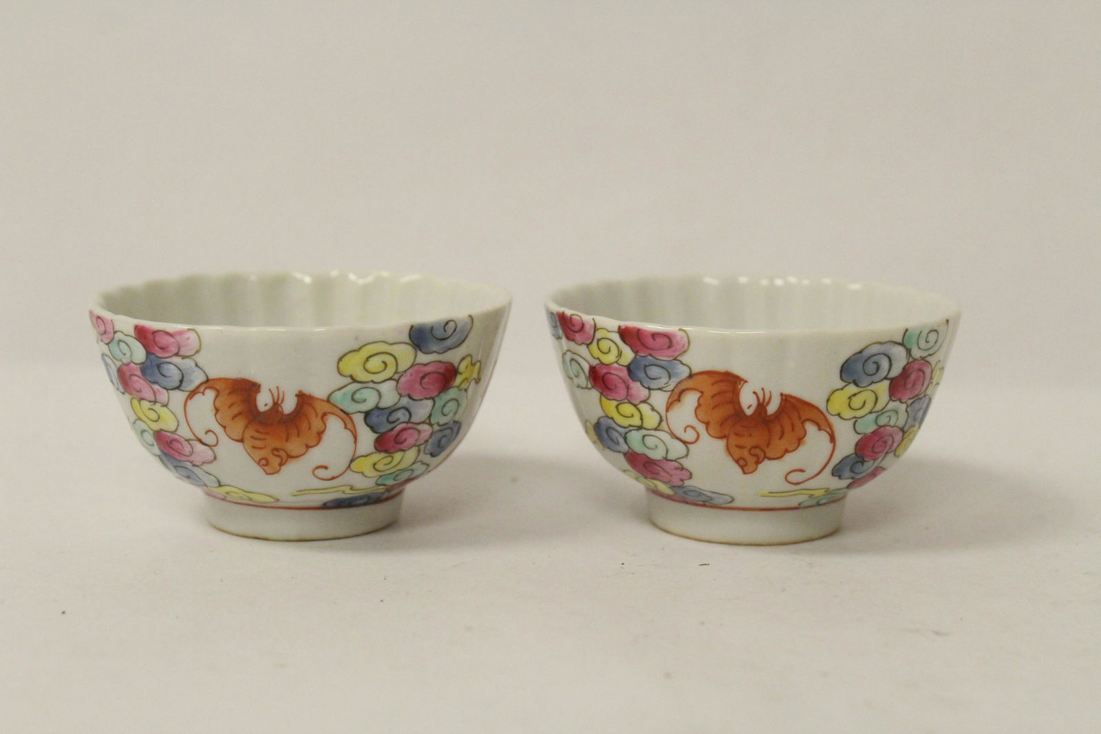 2 famille rose porcelain tea cups (1 of 10)