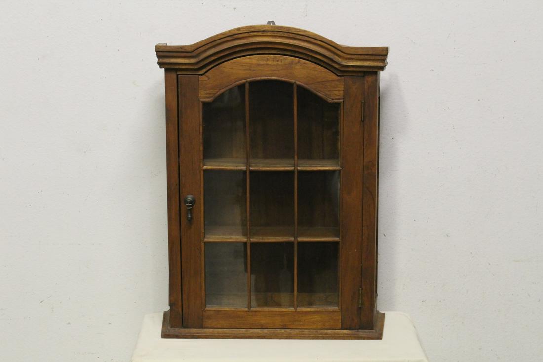 Oak wall hanging display case (1 of 8)