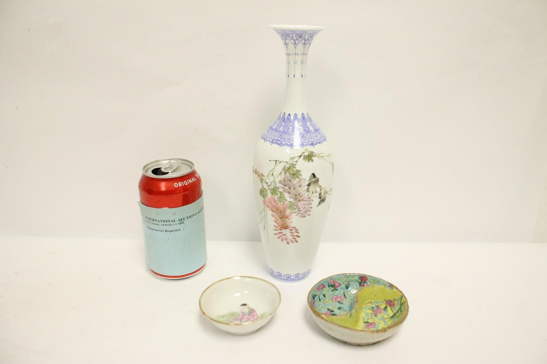 An eggshell porcelain vase & 2 antique porcelain plates (1 of 11)