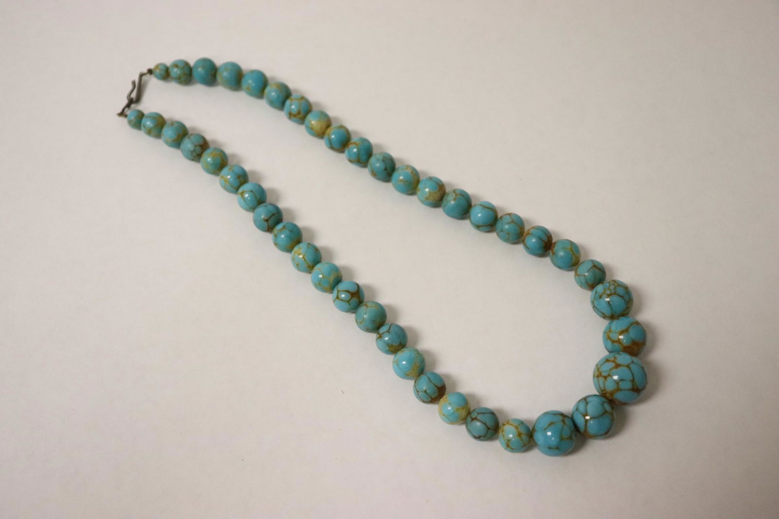Vintage Chinese turquoise like bead necklace (1 of 11)