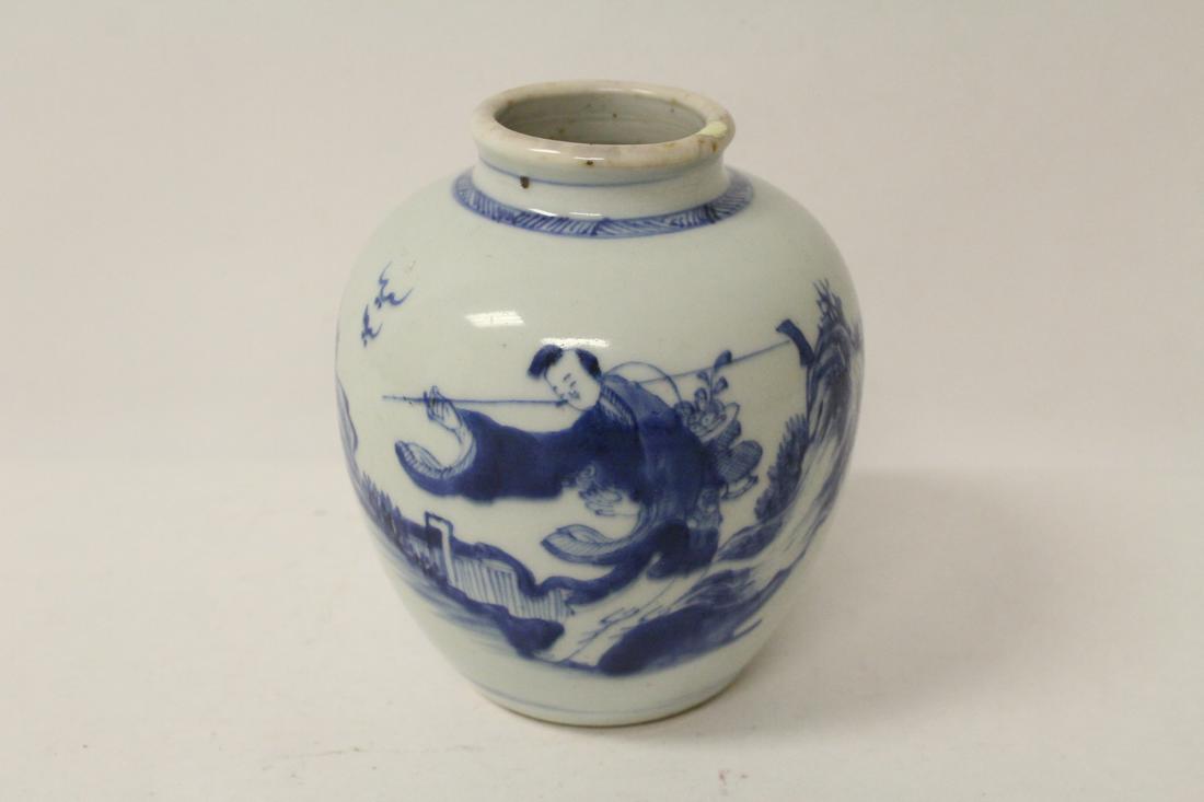 Chinese 18th/19th c. blue & white small porcelain jar (1 of 8)