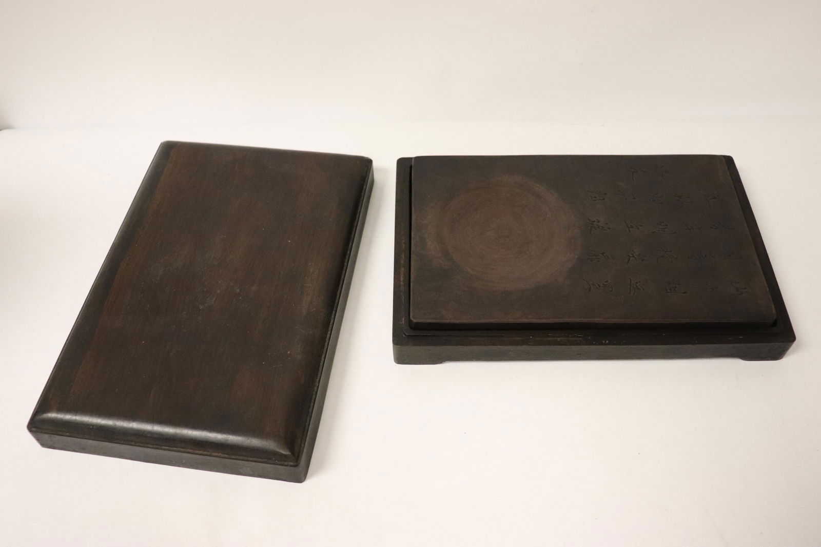 Chinese stone inkwell with fitted box (1 of 9)