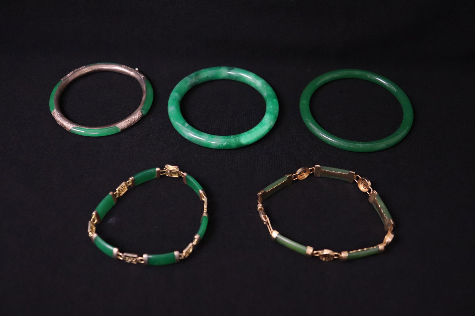3 jadeite like bangles, & 2 jadeite like stone (1 of 11)
