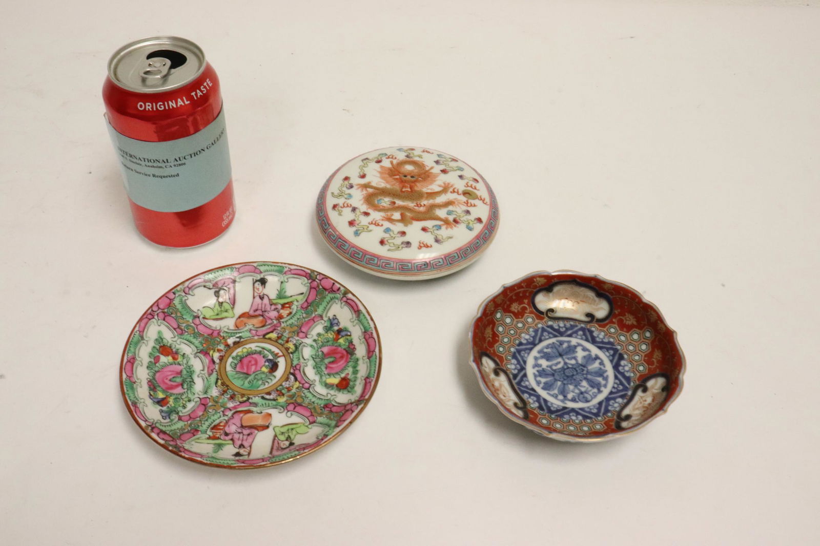 2 small porcelain plates and a porcelain ink paste box (1 of 10)