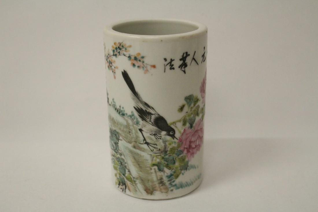 Chinese antique famille rose porcelain brush holder: Chinese antique famille rose porcelain brush holder, 4.88"Hx2.95"dia