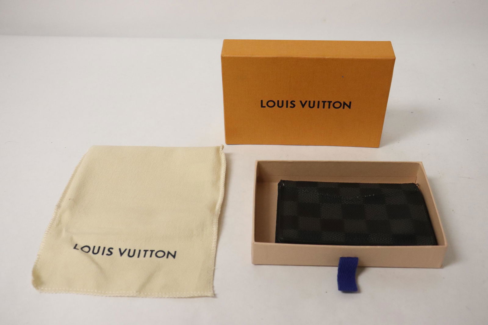 A Louis Vuitton leather wallet (1 of 10)