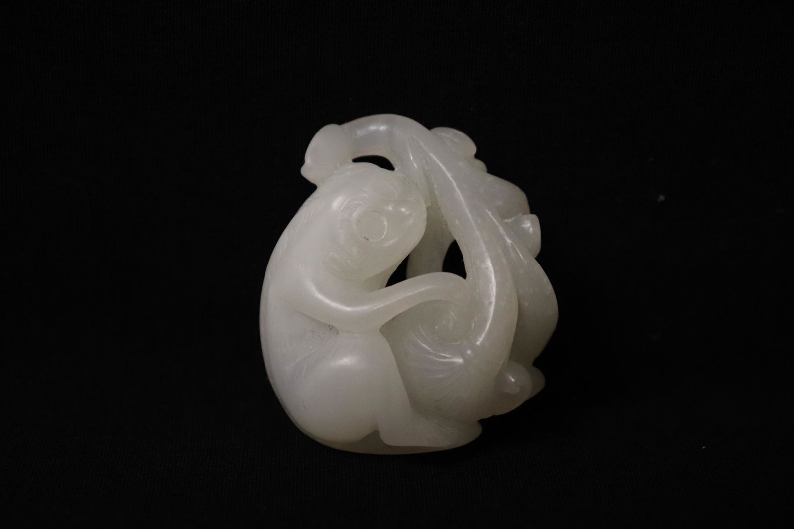 Vintage Chinese white hetian jade carving (1 of 7)