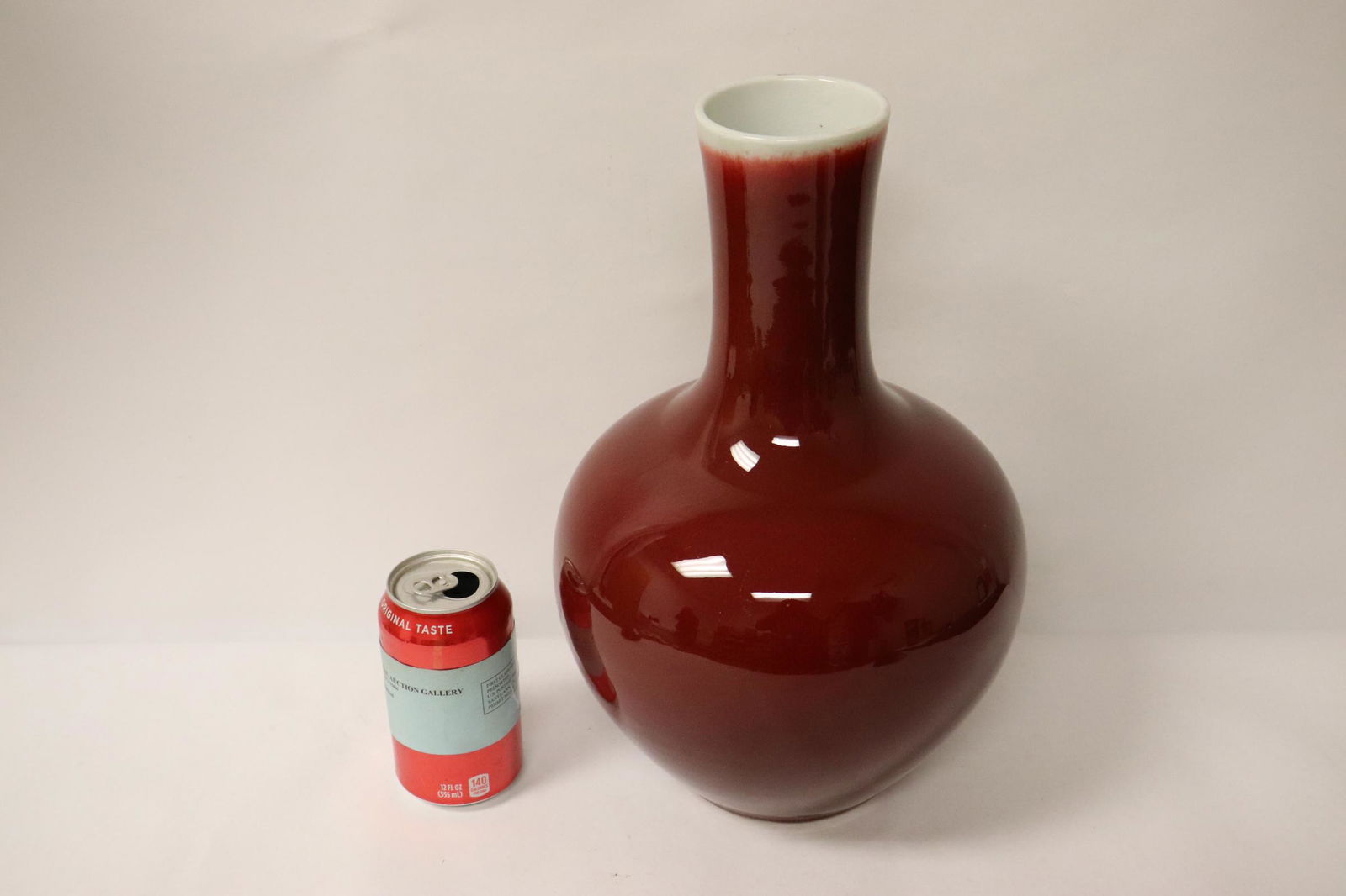 Chinese red glazed porcelain bottle vase (1 of 9)