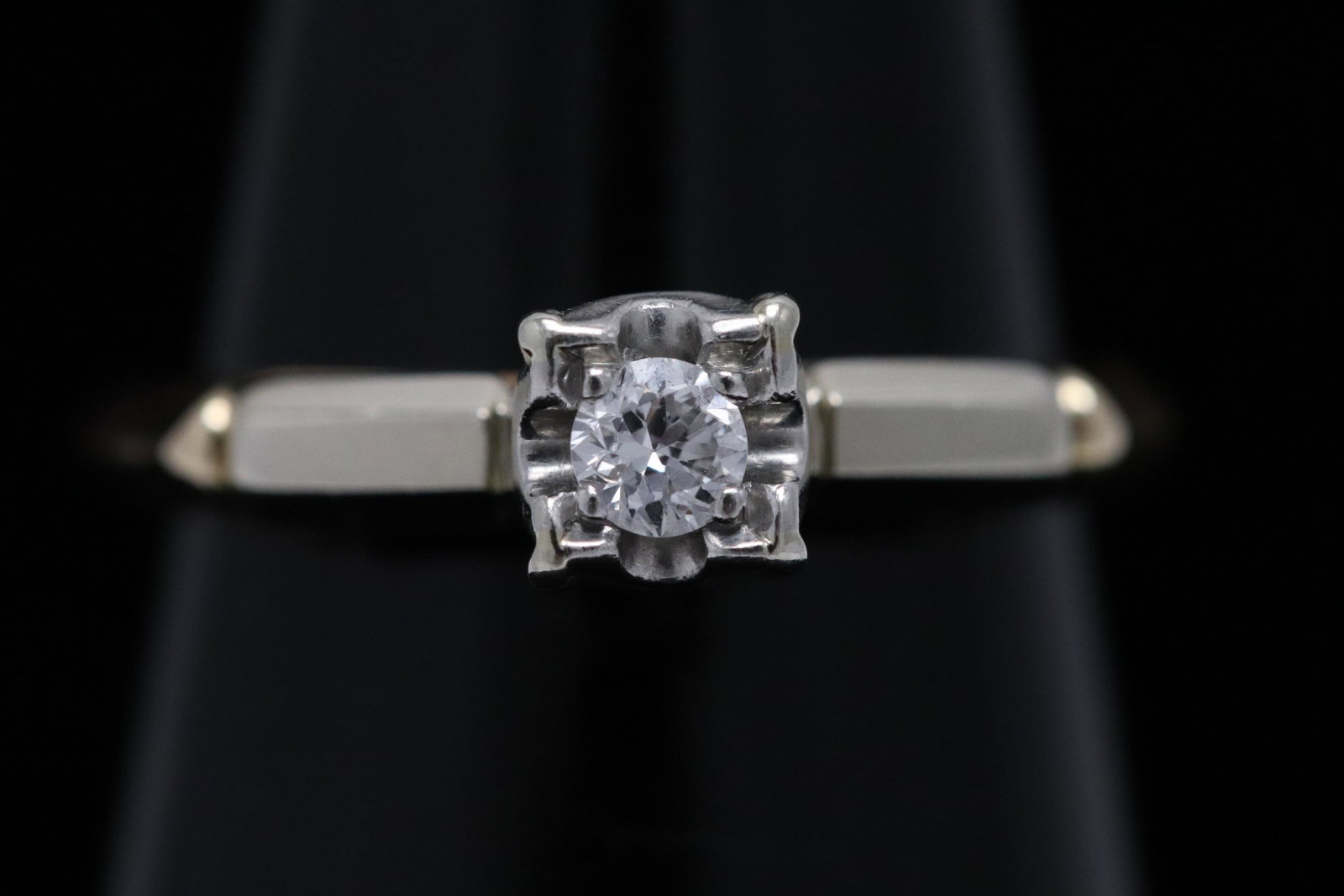 Victorian 14K Y/G w/ 18K W/G top diamond ring: Victorian 14K Y/G with 18K W/G top ring set with one excellent quality diamond, size 5.8