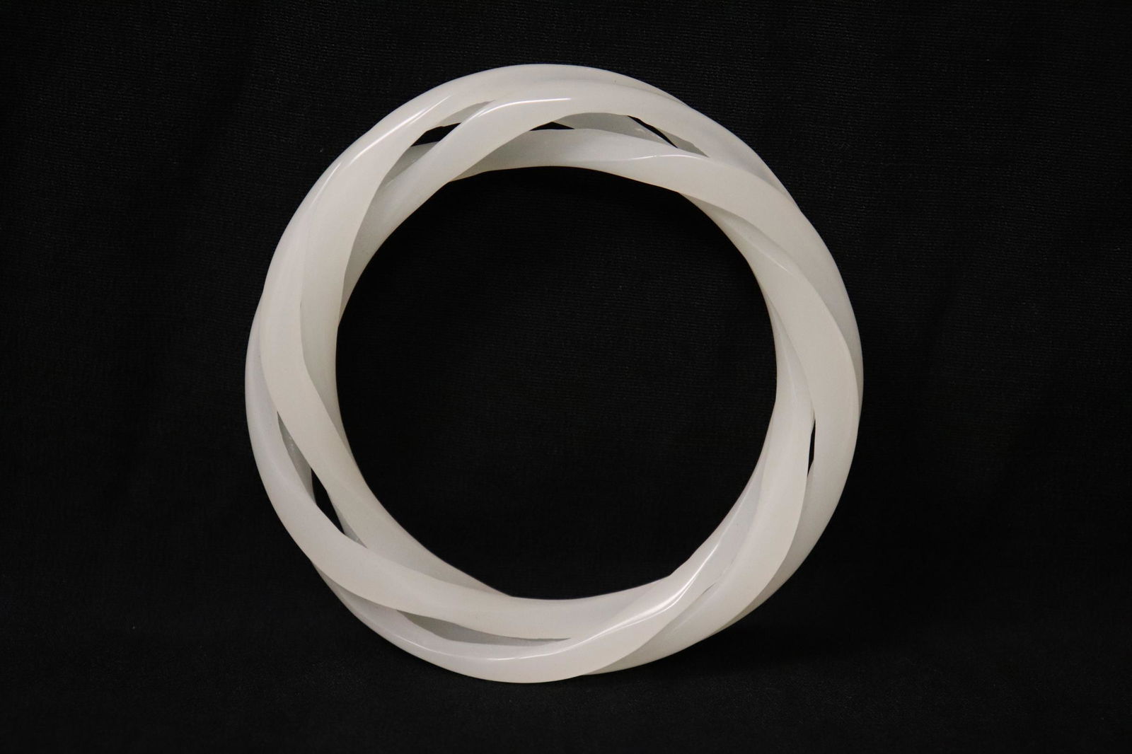 A Peking glass bangle (1 of 6)