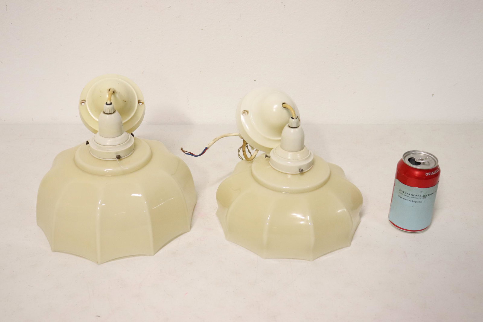 50's ceiling light: 50's ceiling light, 9.38"dia