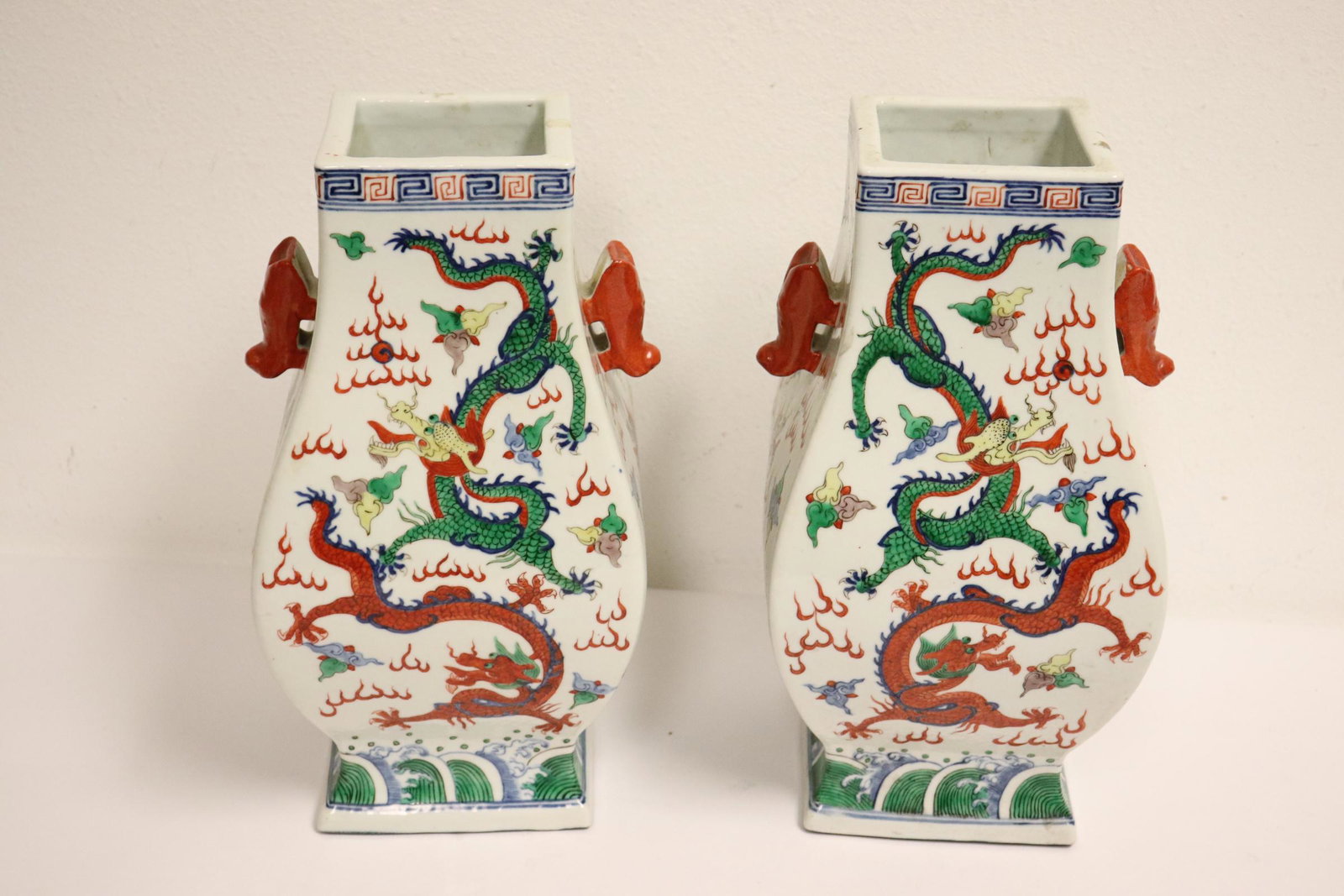 Pair Chinese antique wucai porcelain handled jars (1 of 11)