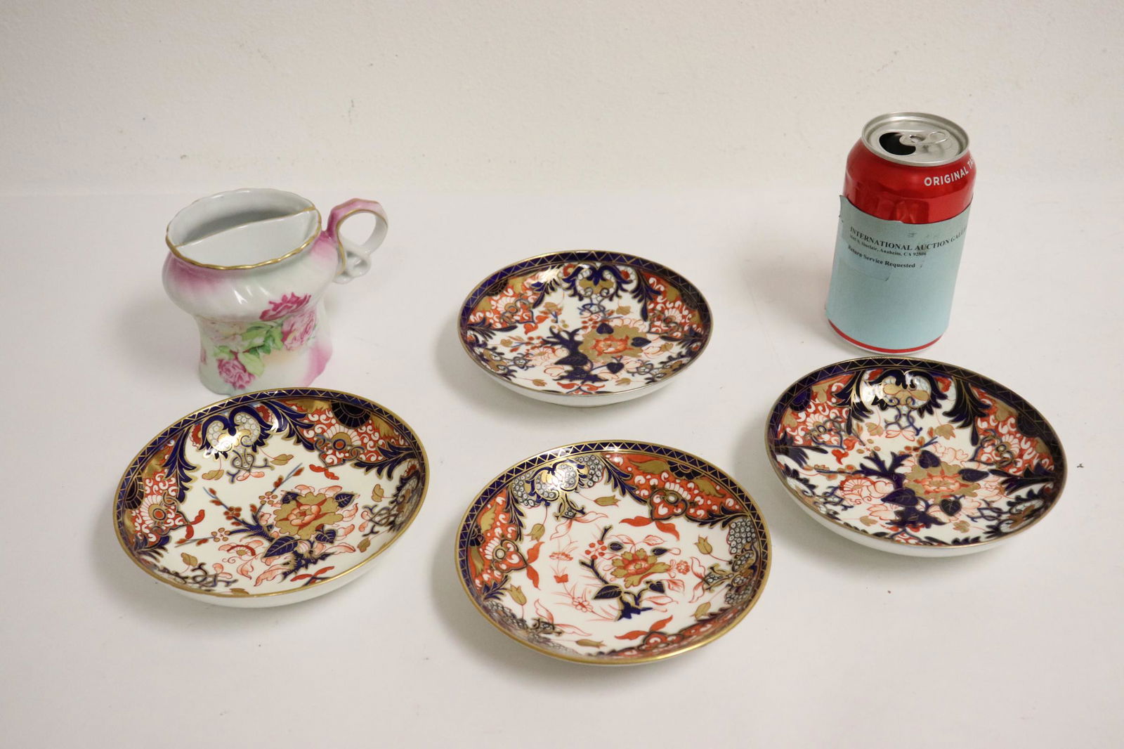 4 Royal Crown Derby plates, & a R. S. Germany cup (1 of 10)