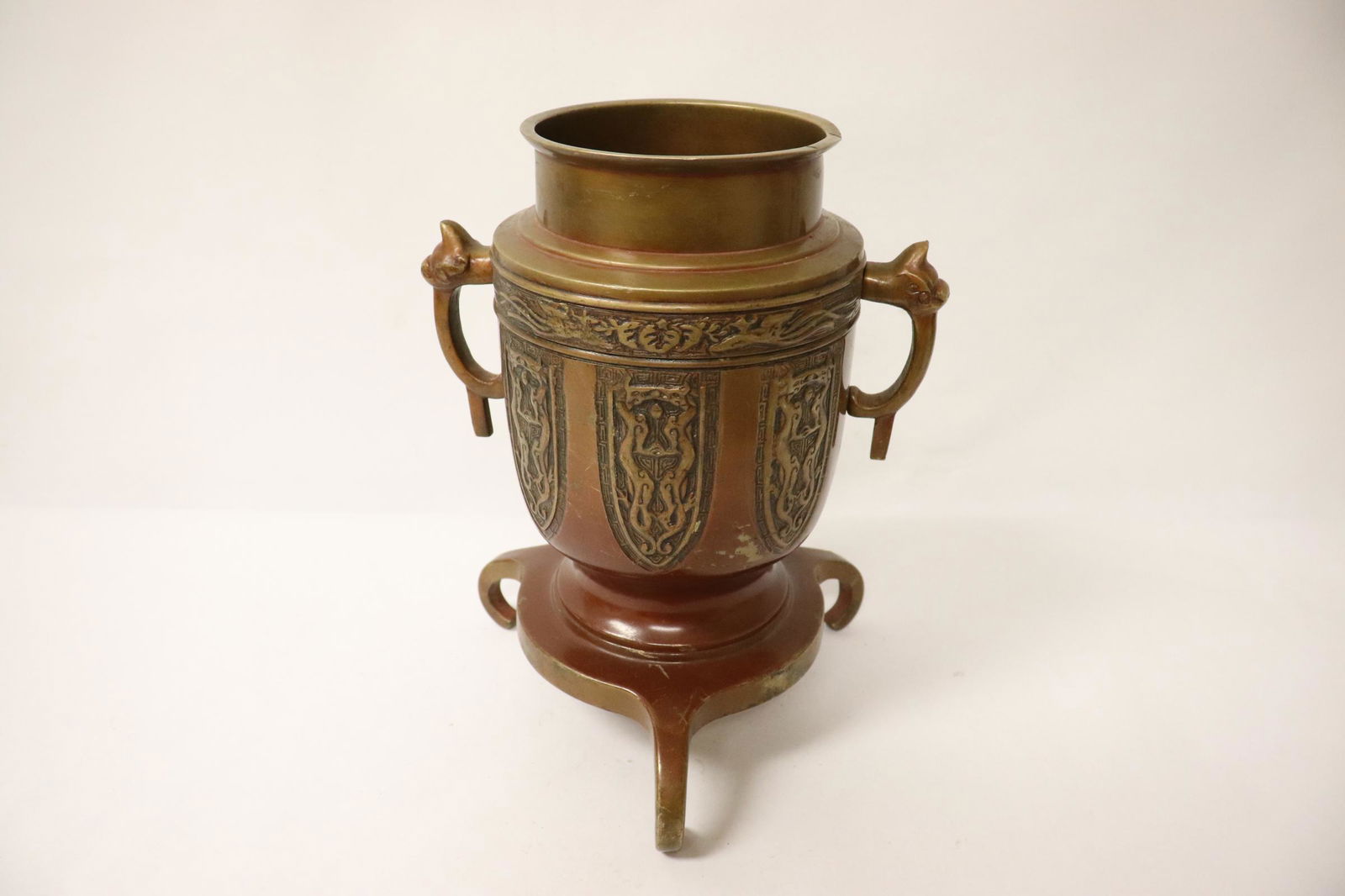 Chinese bronze handled vase (1 of 10)