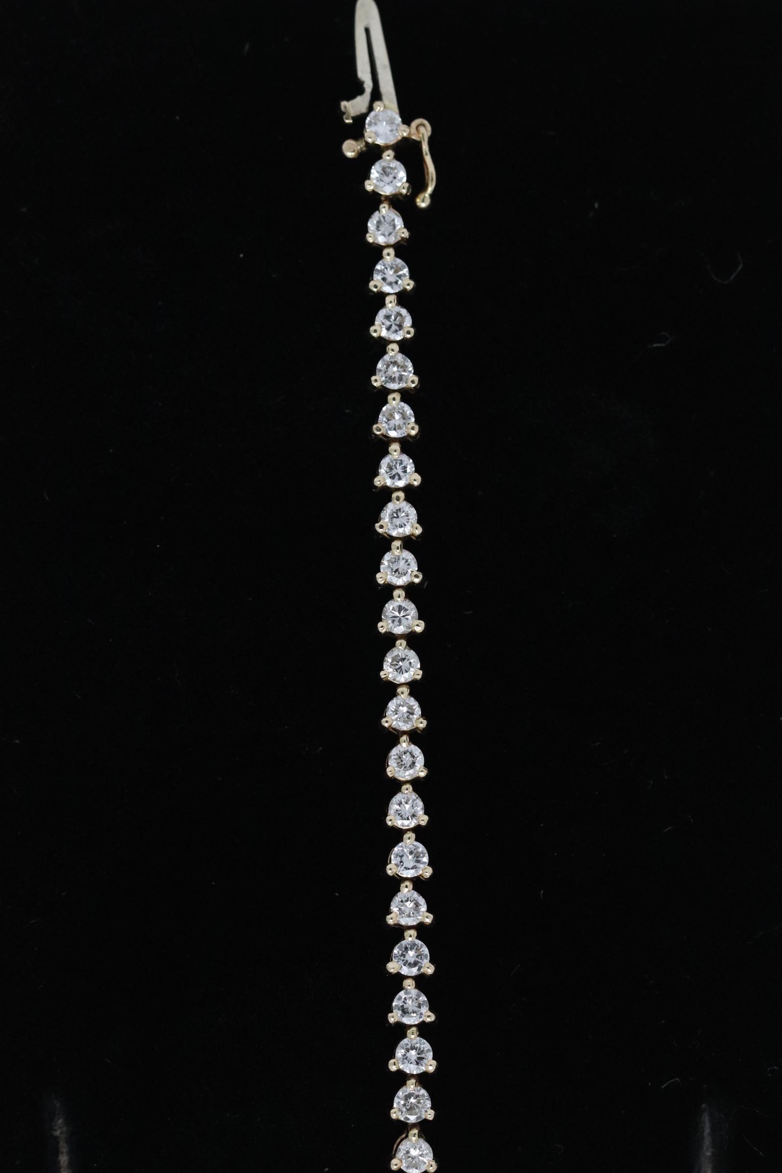 14K Y/G diamond bracelet (1 of 13)