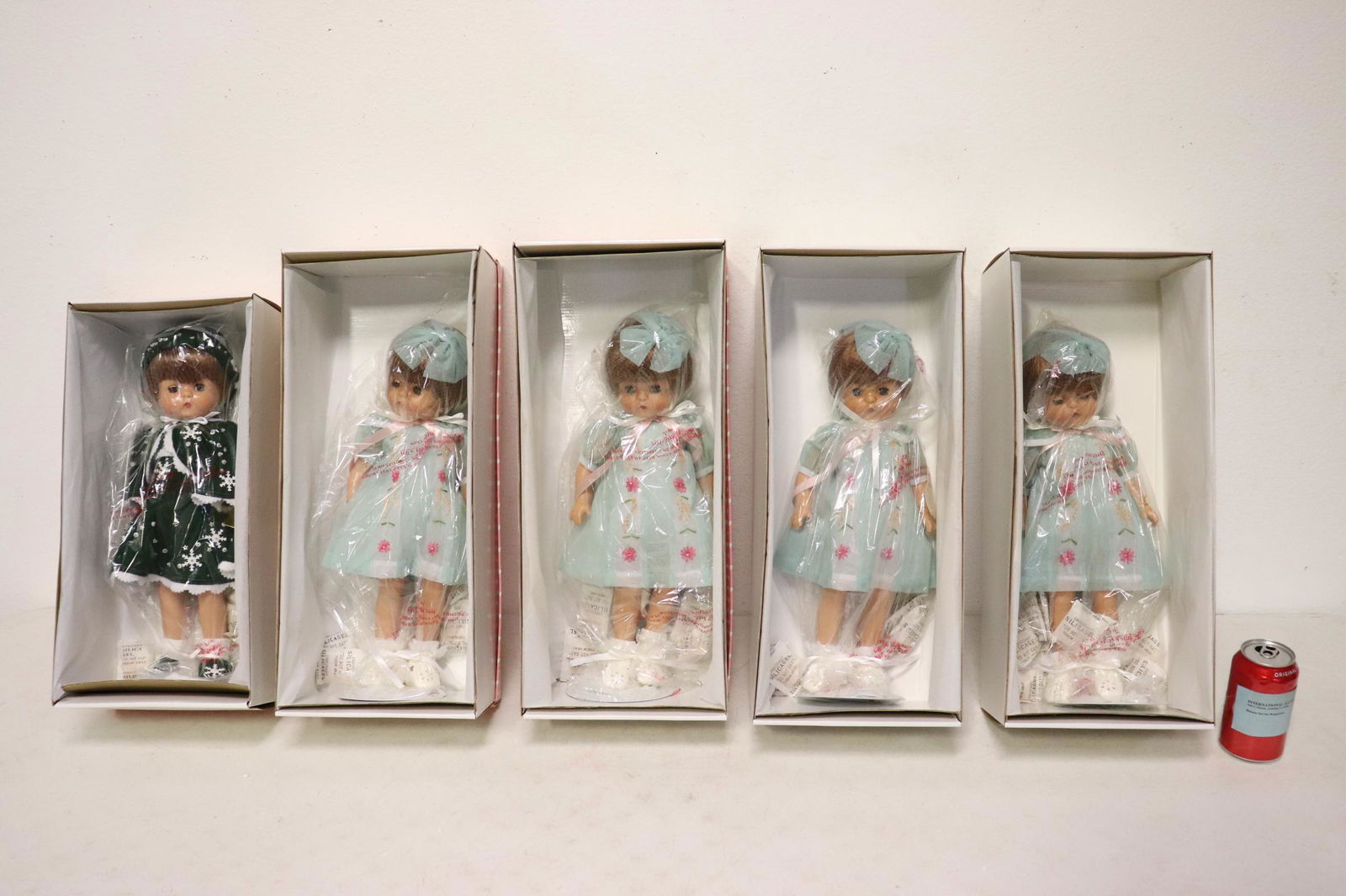 5 Effanbee dolls, new in box: 5 Effanbee dolls, new in box