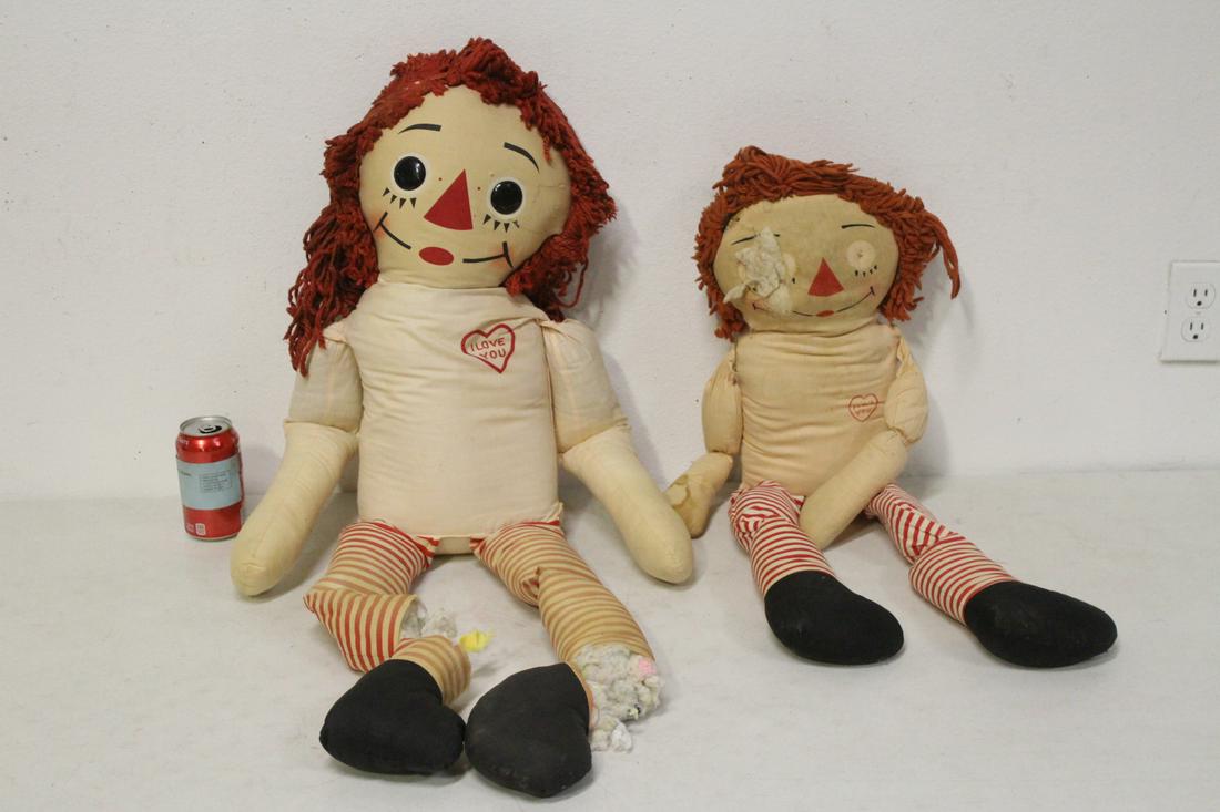 Pair massive Raggedy Ann and Andy dolls: Pair massive Raggedy Ann and Andy dolls, hand sewn, 36" need repair