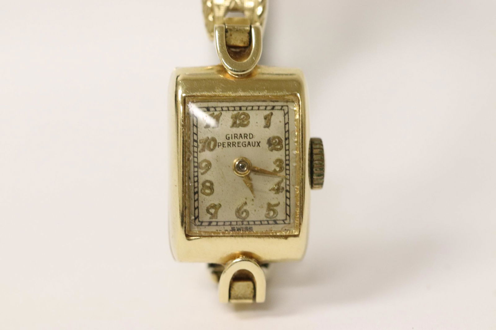 Lady's 14K Y/G Girard Perregaux wrist watch (1 of 8)
