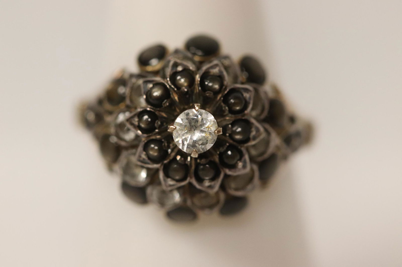 Victorian 10K ring w/ star sapphires & clear stones (1 of 9)