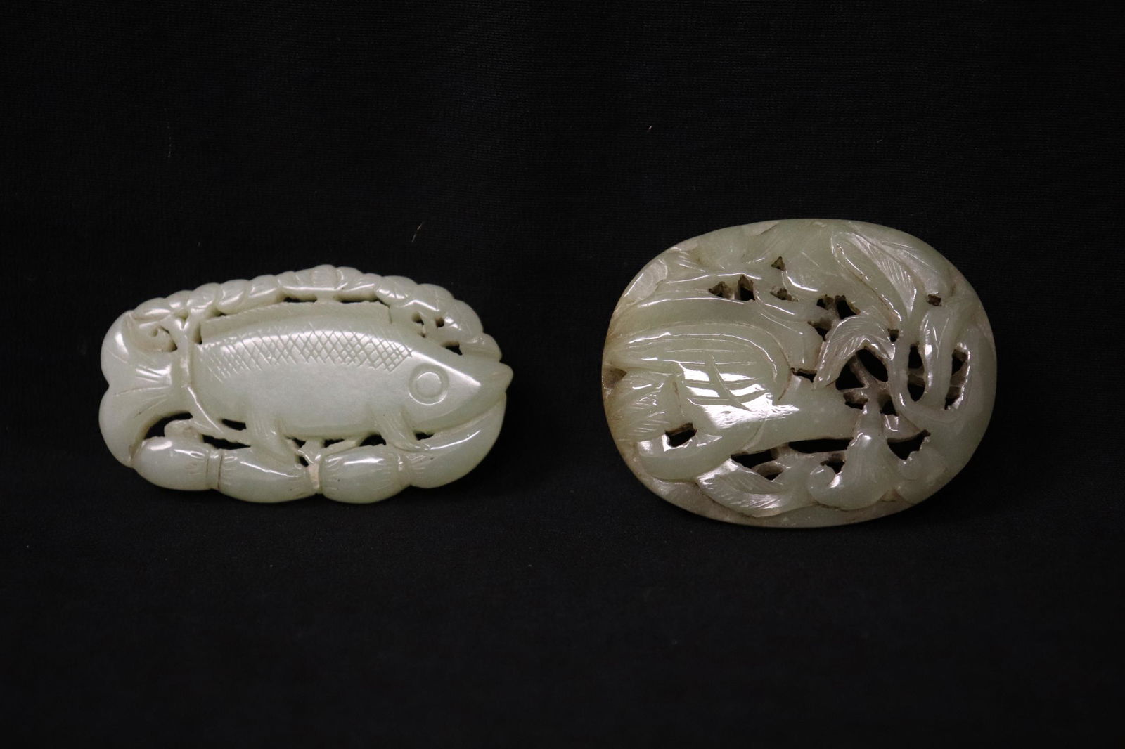 2 fine Chinese celadon jade carved ornaments (1 of 10)
