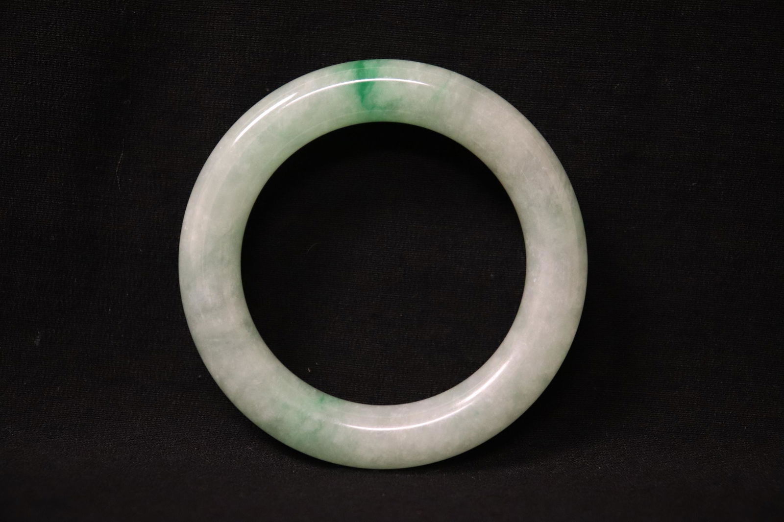 Chinese jadeite bangle (1 of 9)