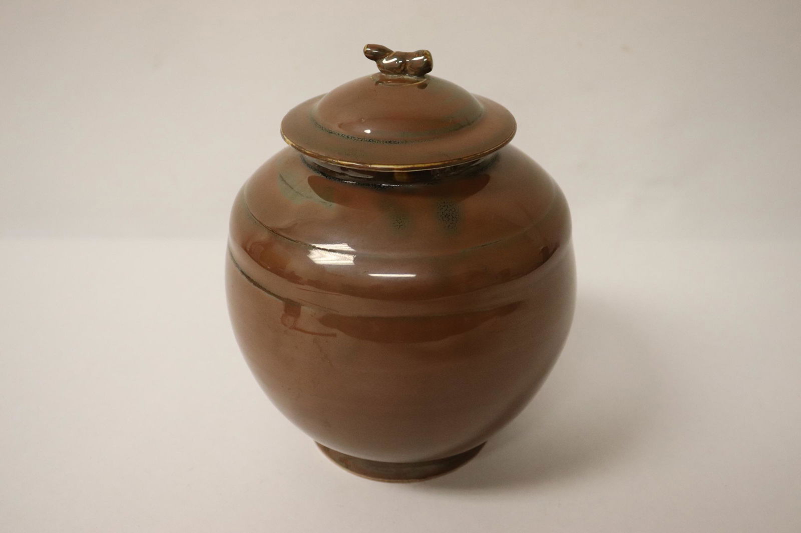 Chinese brown glazed covered jar (1 of 9)
