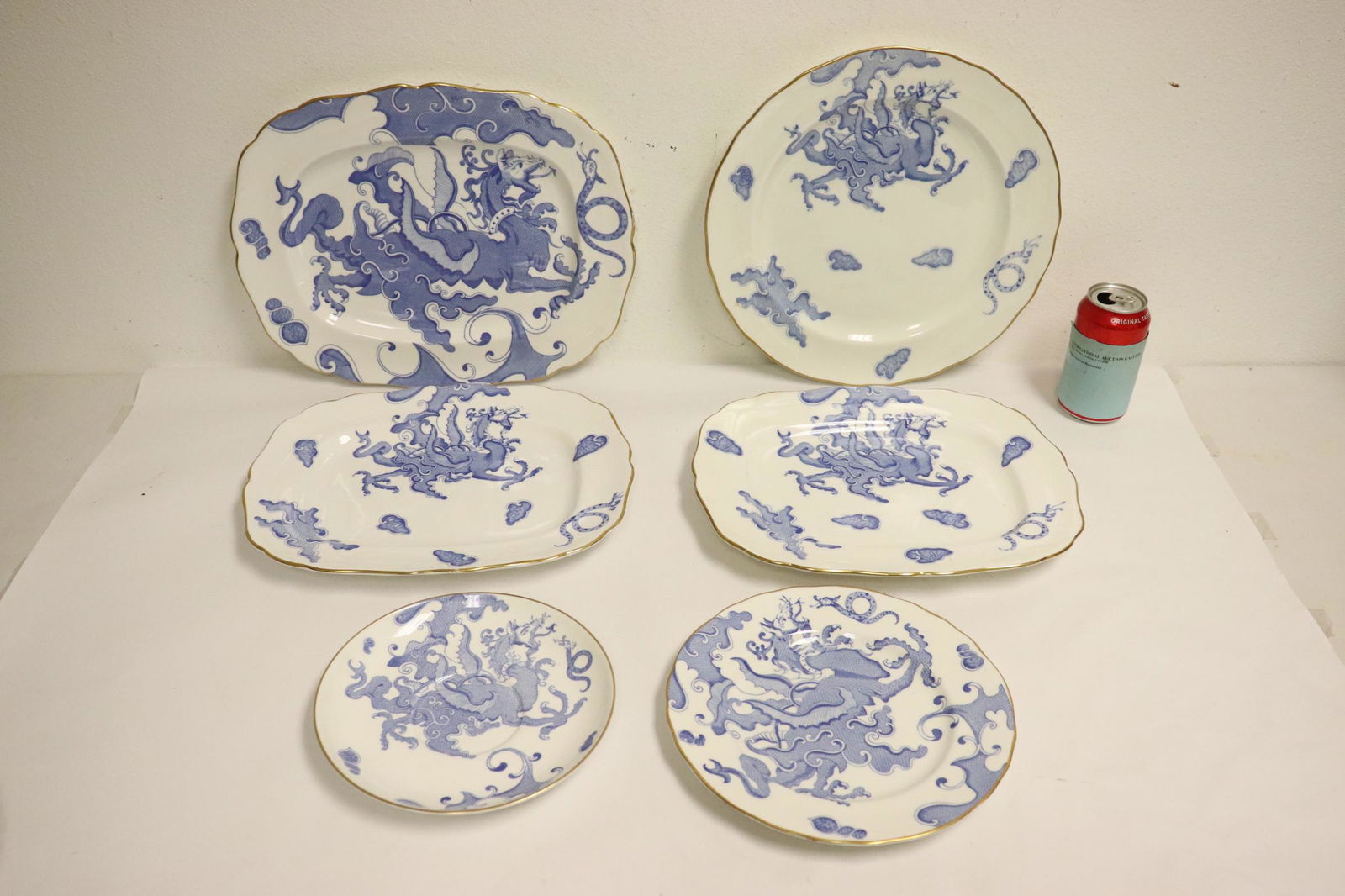6 unusual Royal Worcester plates (1 of 9)