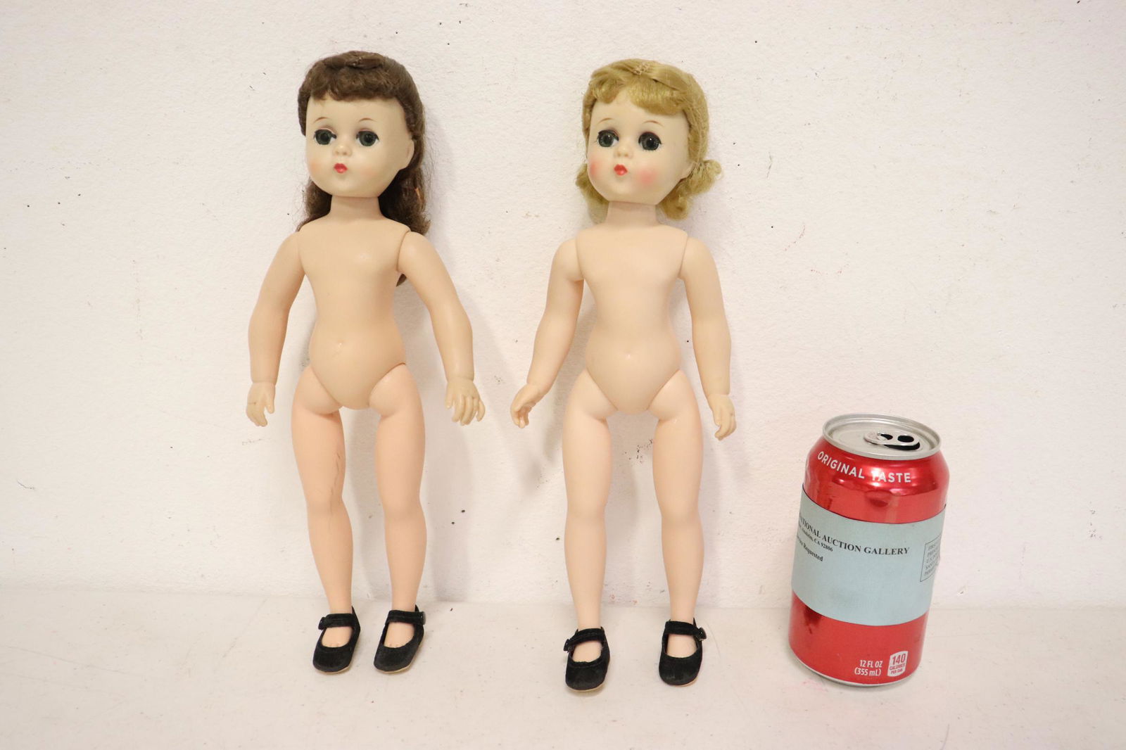 2 vintage Madame Alexander dolls: 2 vintage Madame Alexander dolls