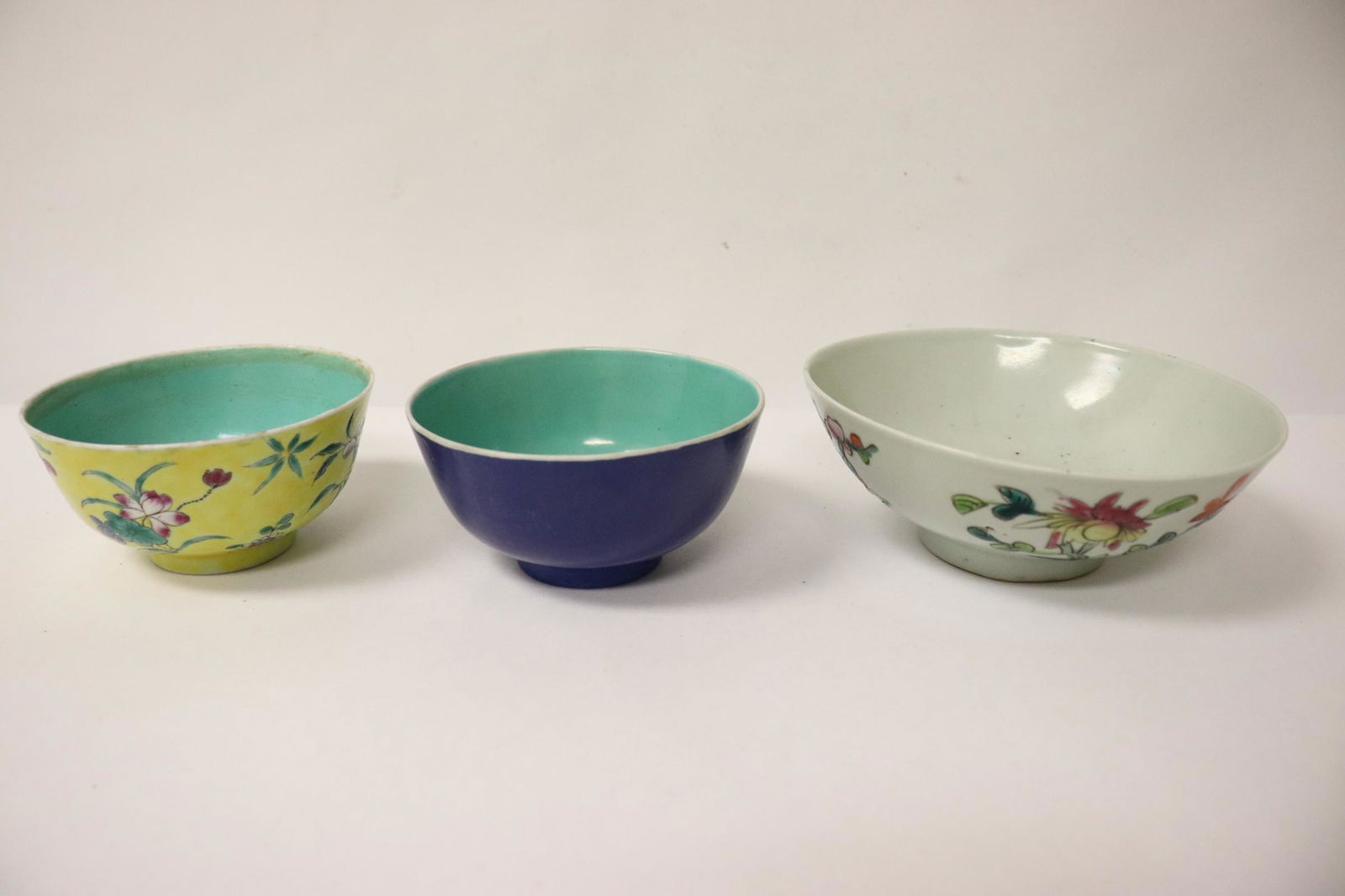 3 Chinese 19th/20th century porcelain bowls (1 of 10)