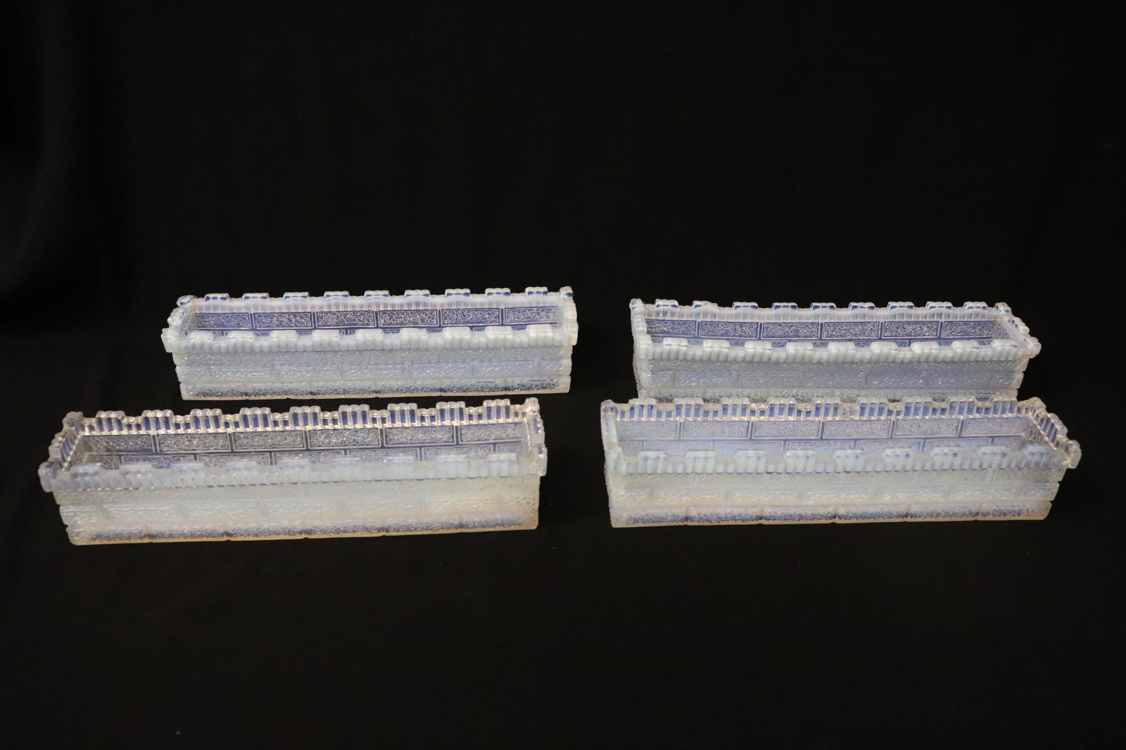 4 beautiful art glass rectangular trays (1 of 11)