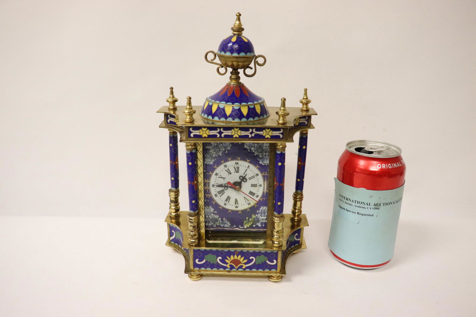 A cloisonne cased table clock (1 of 10)