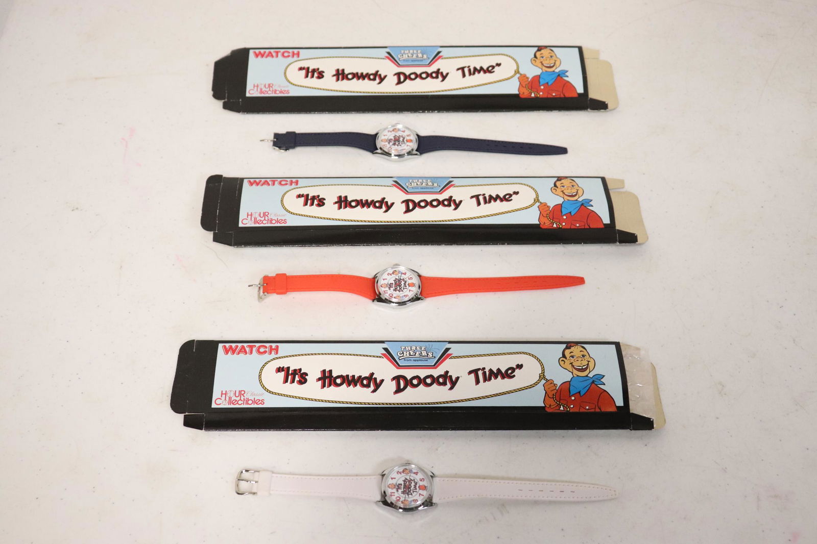 3 Howdy Doody wrist watche (1 of 8)