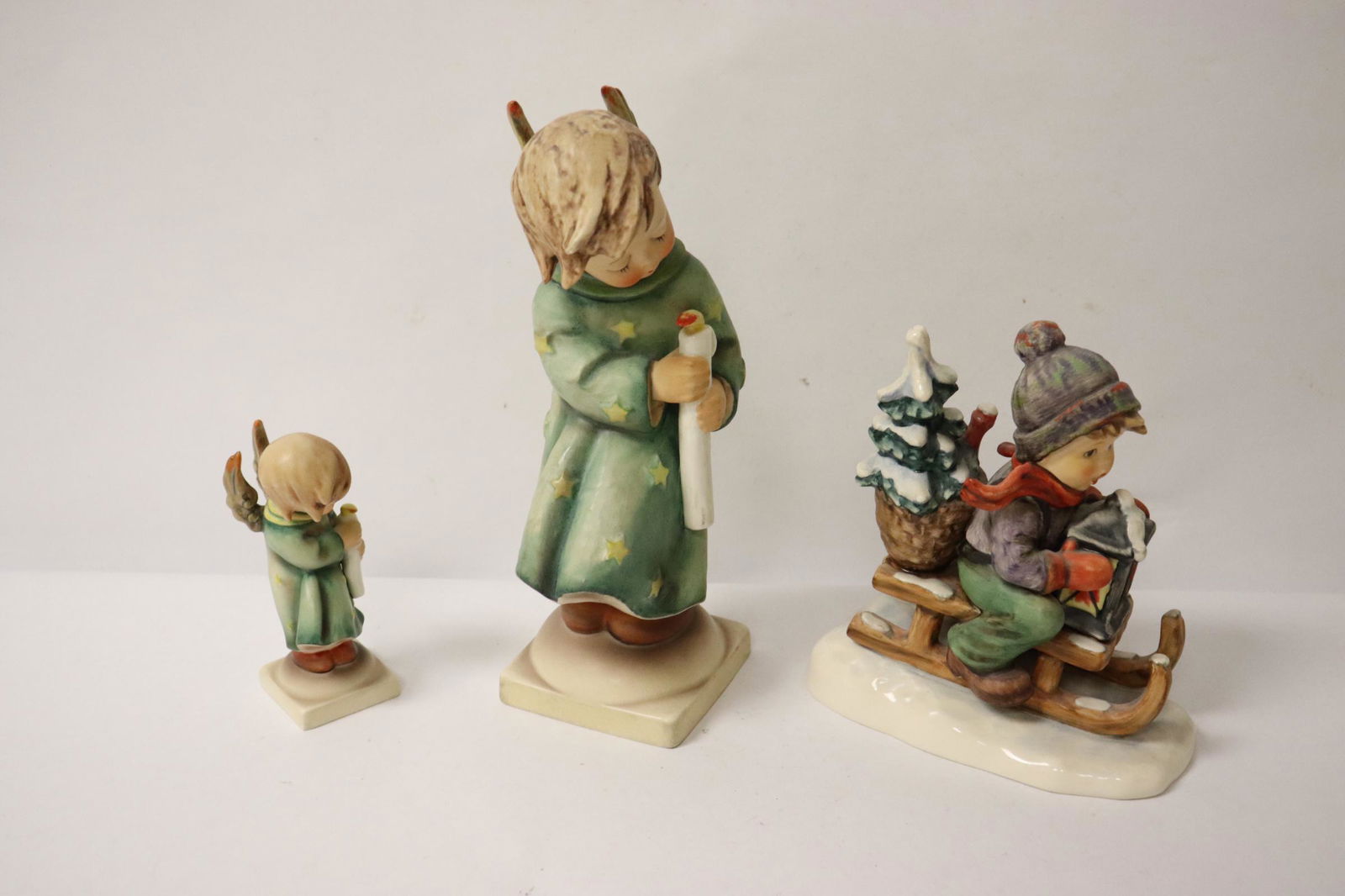 3 Hammel figurines (1 of 11)