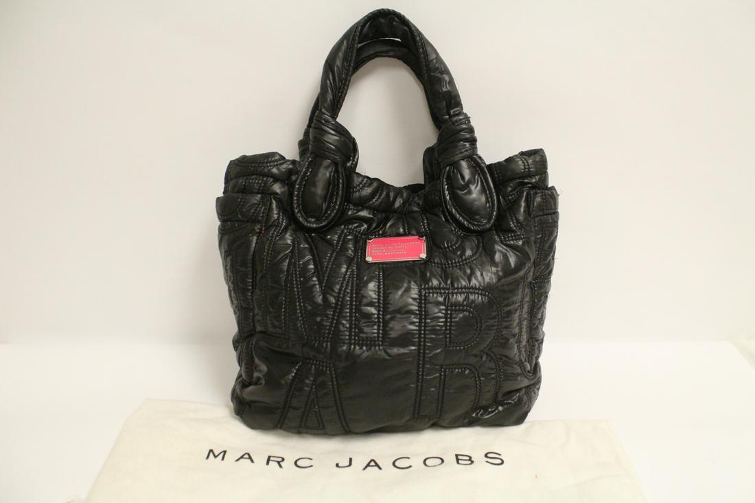 A rare authentic Marc Jacobs quilted handbag (1 of 10)