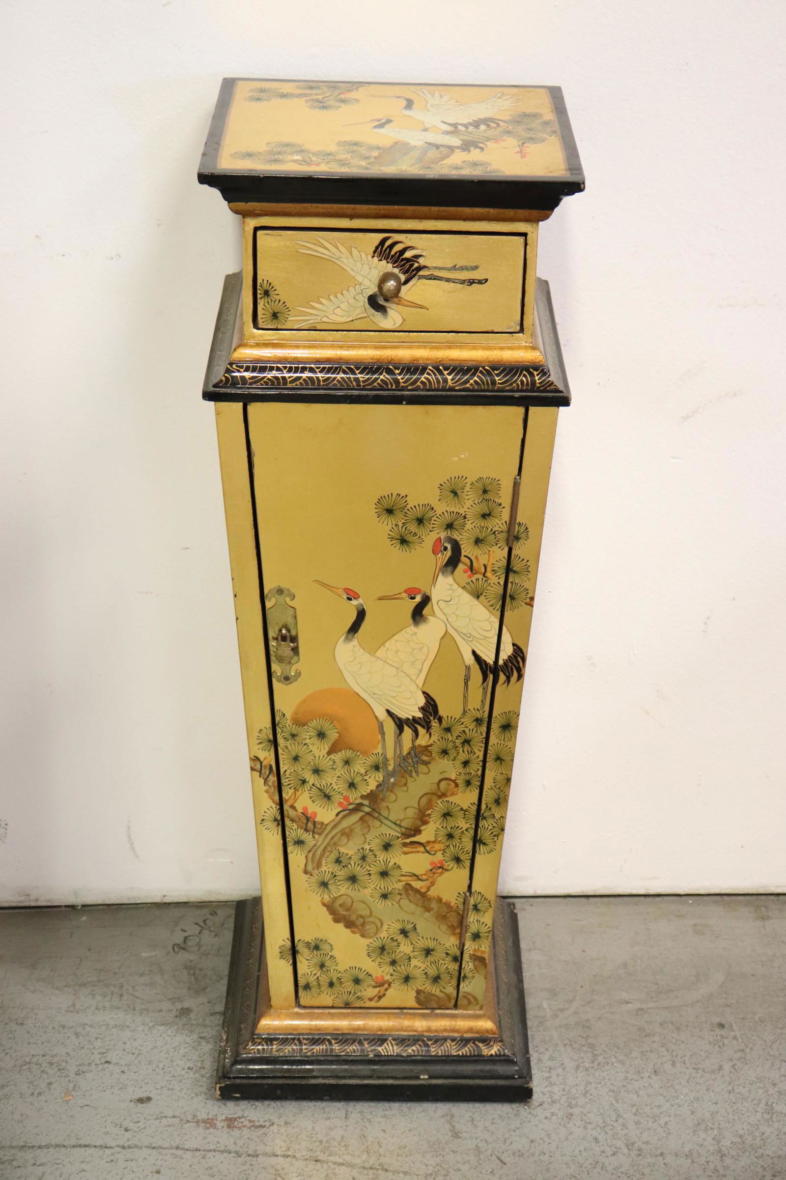 A Chinoiserie style pedestal stand with drawer (1 of 12)