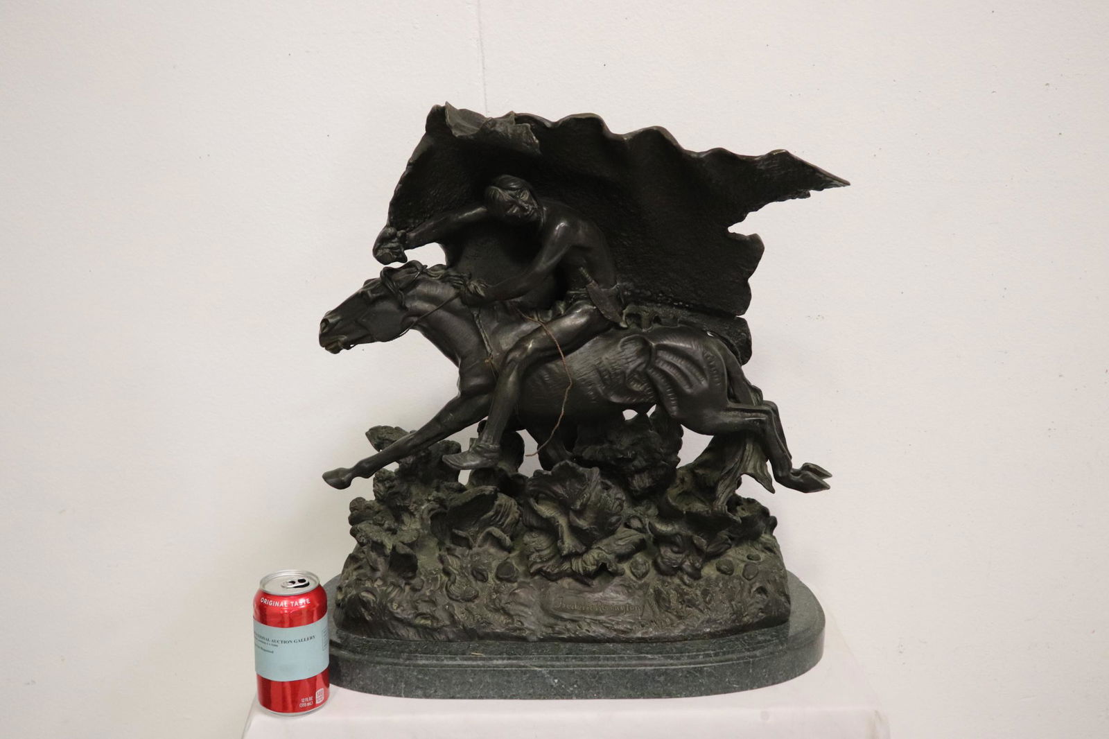 A large bronze sculpture (1 of 11)